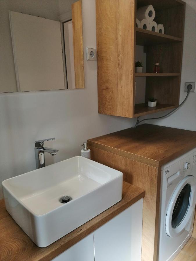 Deny Apartment Zaboric Luaran gambar